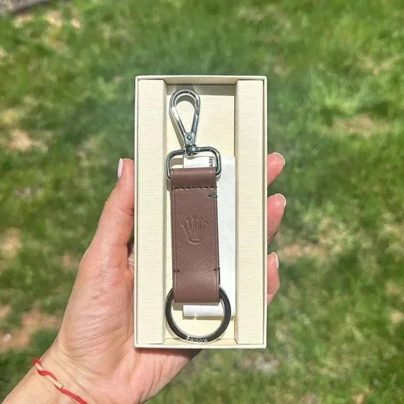 Genuine Rolex Embossed Leather Keychain with Chrome Clip and Original Packaging - Picture 3 of 3